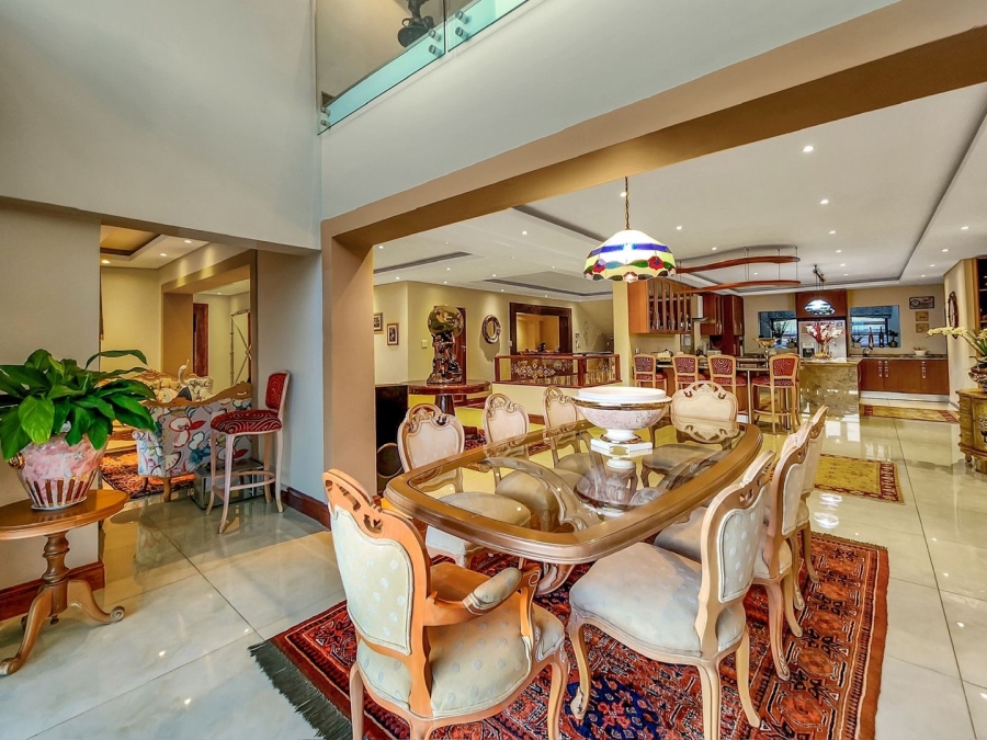 8 Bedroom Property for Sale in Baronetcy Estate Western Cape